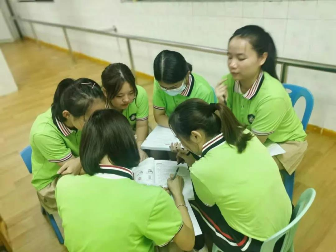 金领之光｜星河漫漫，不负理想--幼教专业学生获评南园教育集团“优秀实习生”(图6)